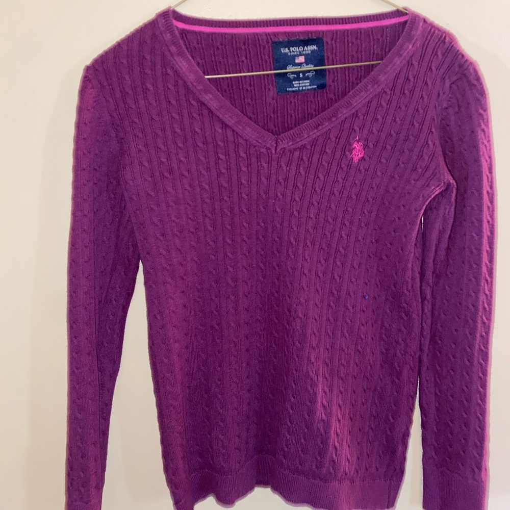 Polo Womens v-neck Small